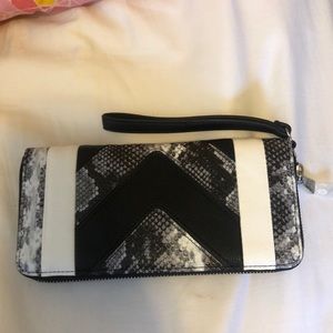 International Concepts Wallet/Wristlet